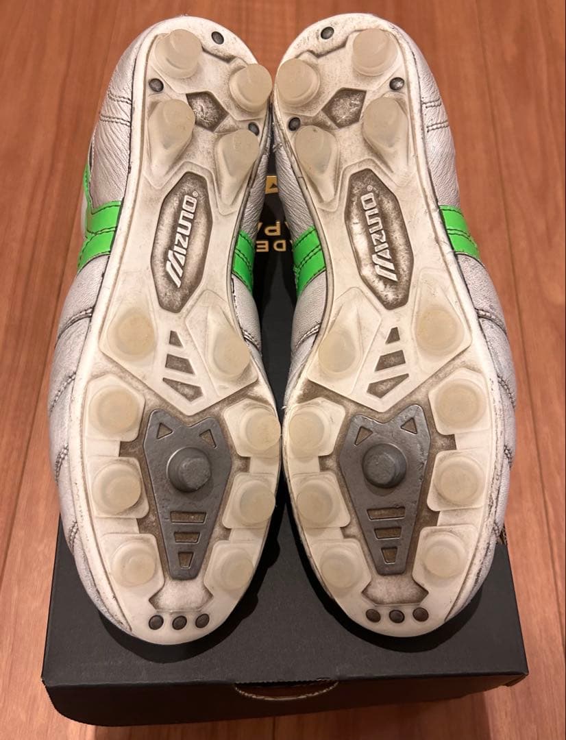 ミズノ　モレリア2ジャパン　サイズ:25.0cm