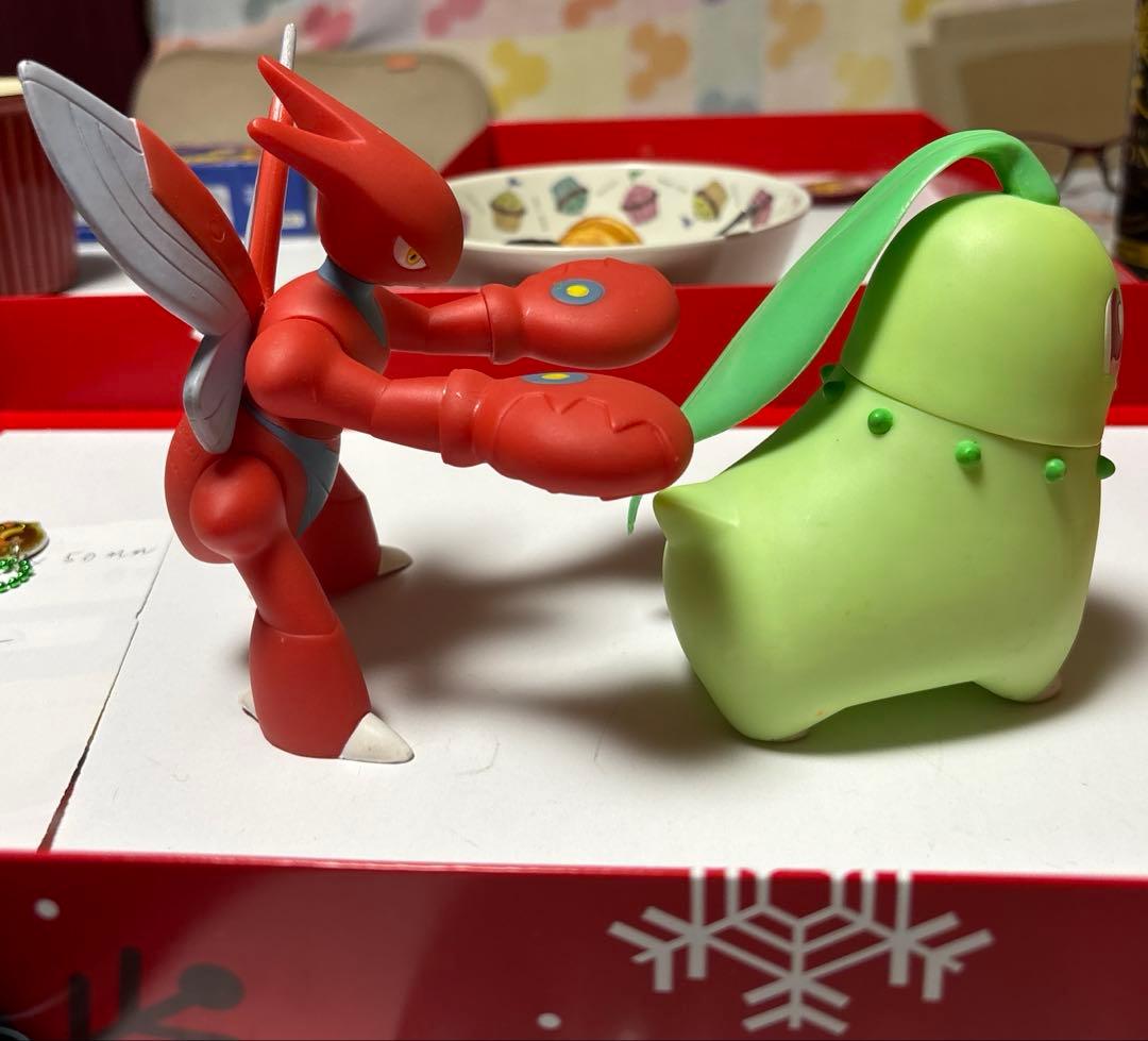 ハッサム　チコリータ　ポケモンdx フィギュア　ソフビ　TOMY