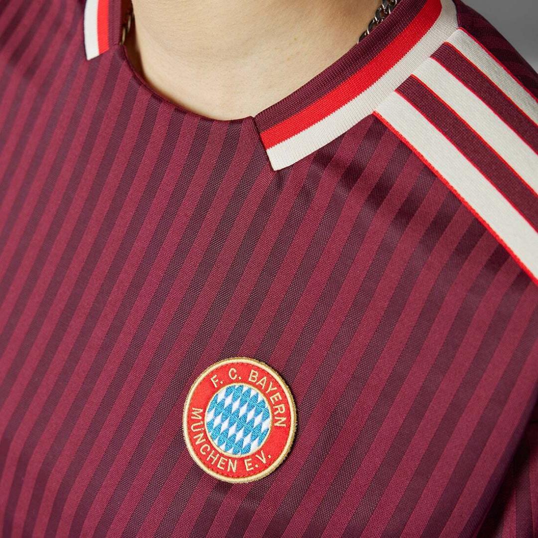 新品未使用 adidas　バイエルンミュンヘン TERRACEICON シャツ