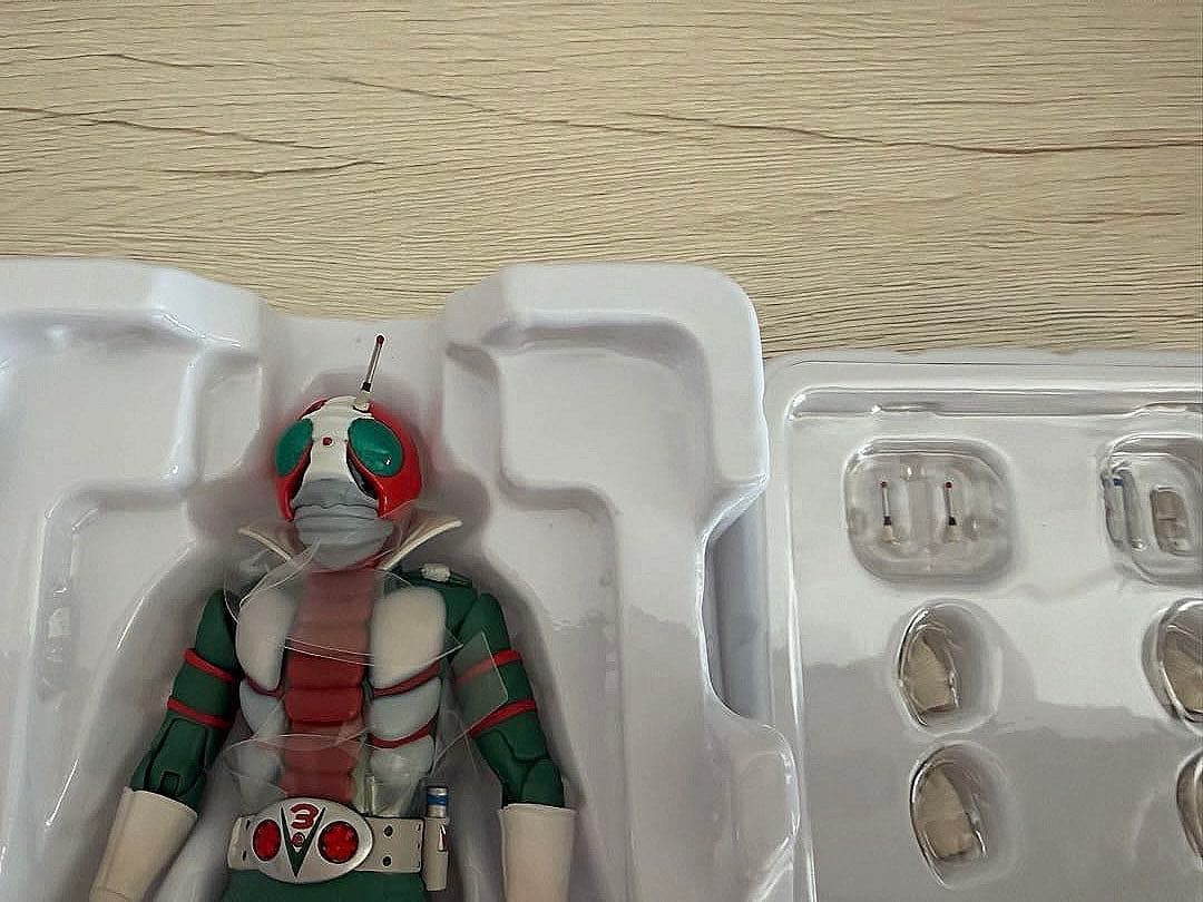 真骨彫 仮面ライダーV3