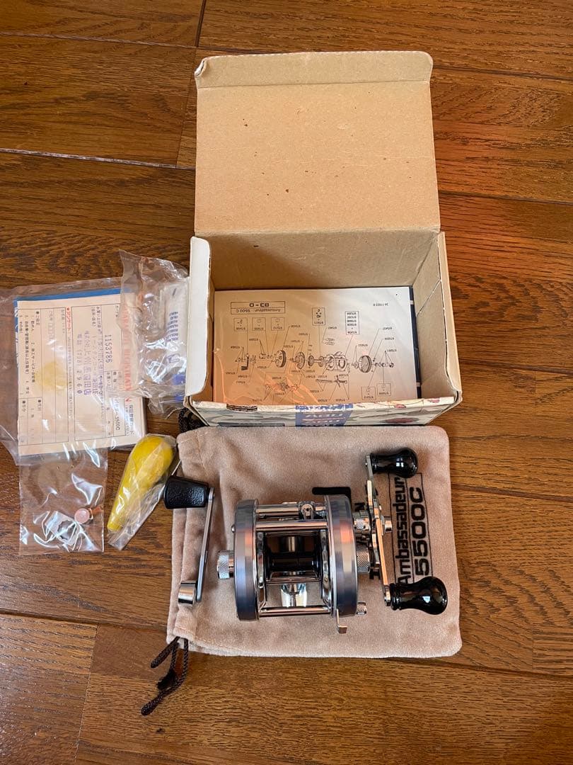 ABU Ambassadeur 5500 C ベイトリール83年製