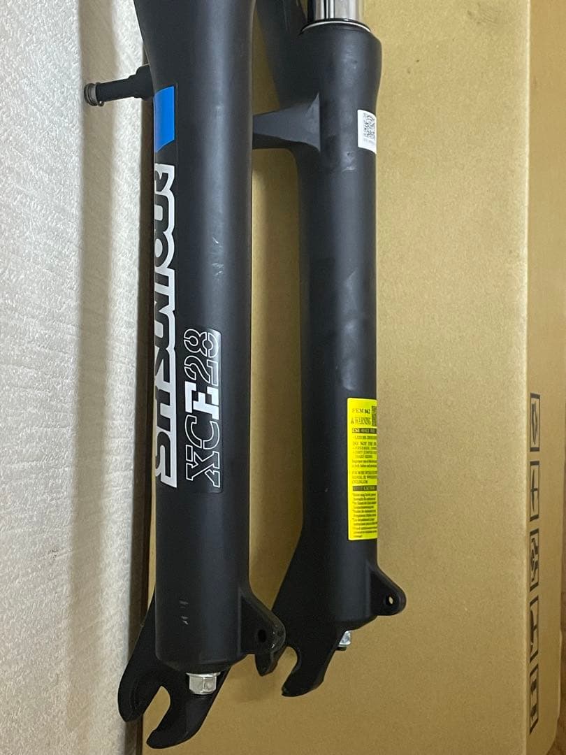 SR SUNTOUR サンツアー XCE28サスペンションフォーク