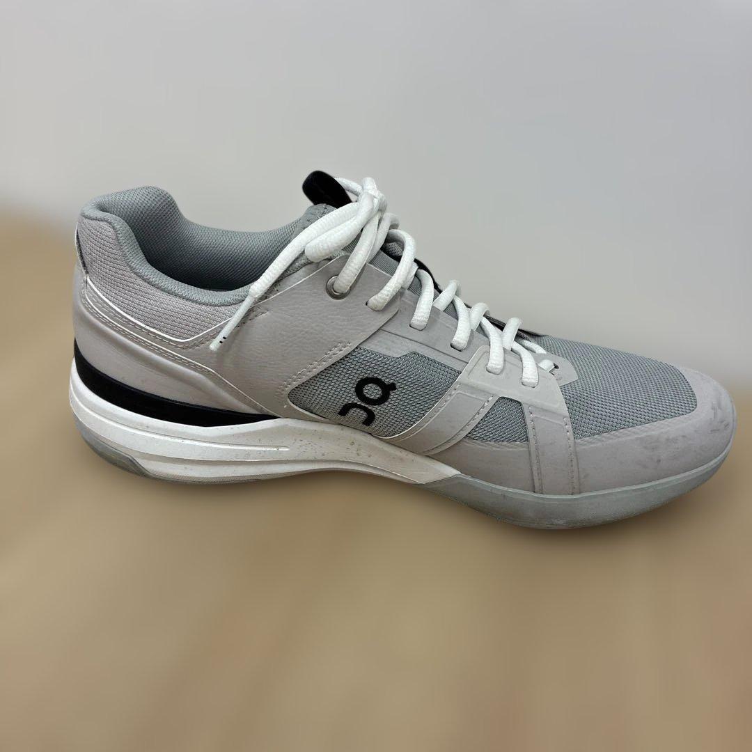 【中古】On THE ROGER Clubhouse Pro 28.0cm