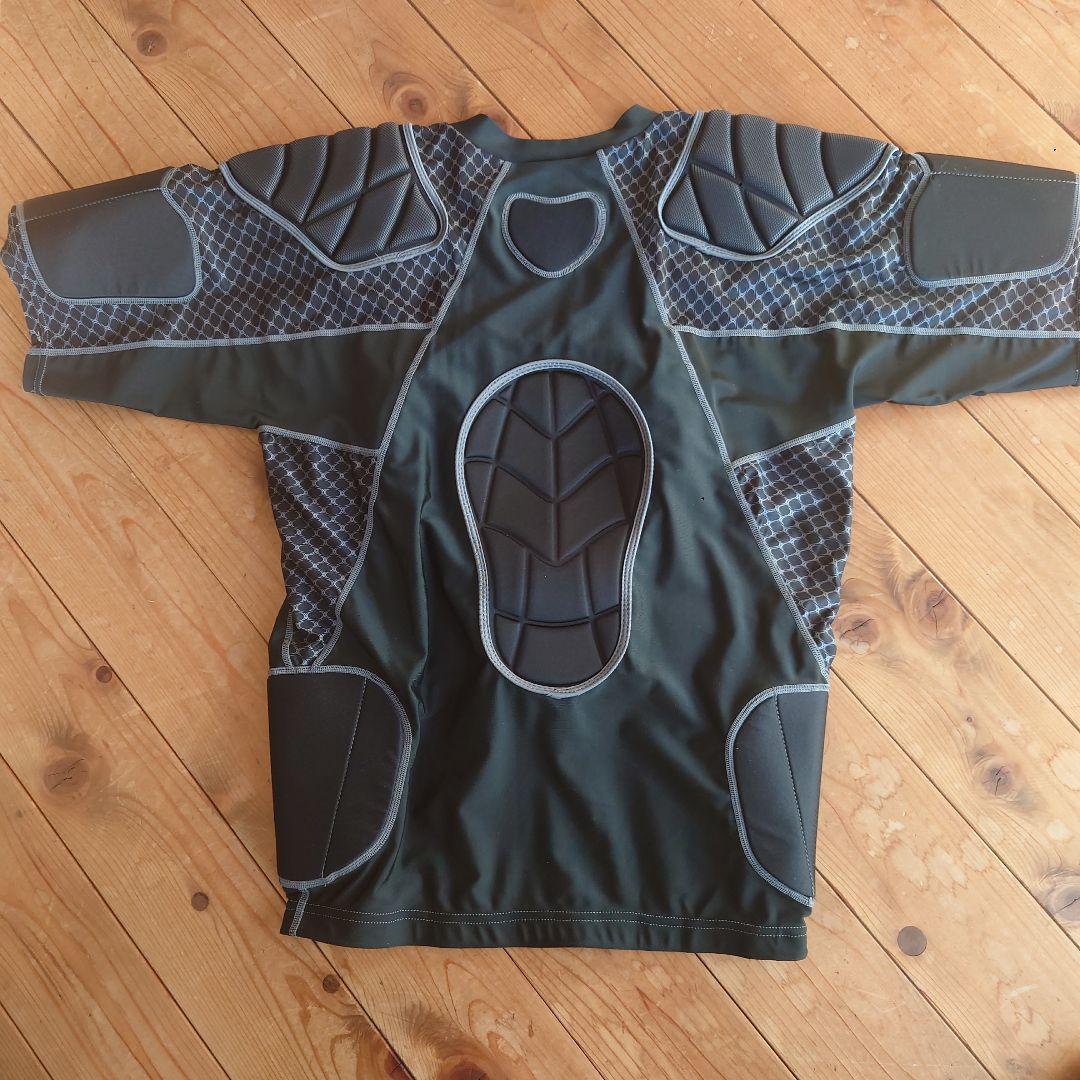 GILBERT ラグビーショルダープロテクター ¥11150円 size XL