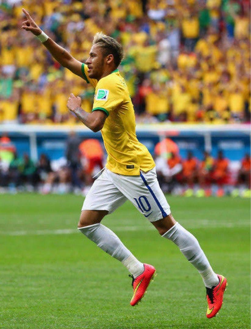 ナイキ ハイパーヴェノム ファントム サッカースパイク 初代モデル