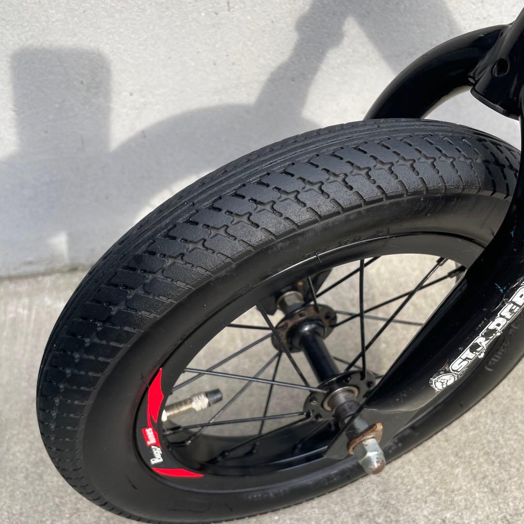 ストライダースポーツ　ムラサキスポーツ限定カラー　サドルタイヤカスタム済み