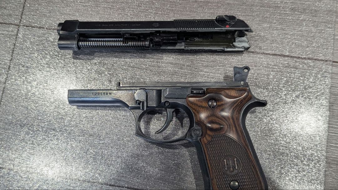 大*工様 東京マルイ M92F ミリタリーモデル ガスガン 塗装カスタム
