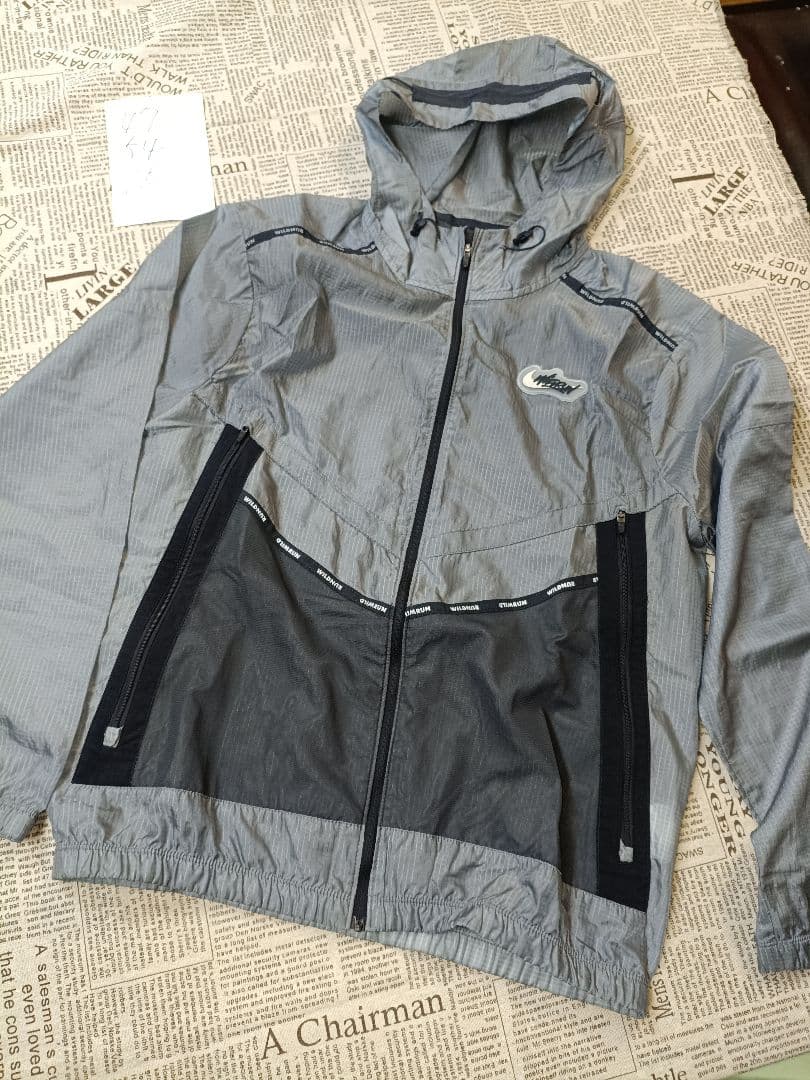 NIKEナイキ　ワイルドランWILDRUN　トレーニングウェア　ランニングウェア