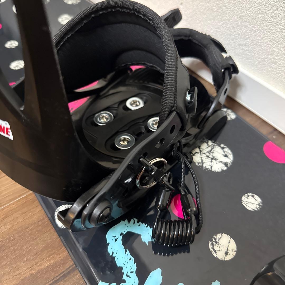 超美品 Swivel キッズ スノーボード ＆ ビンディングセット 120cm