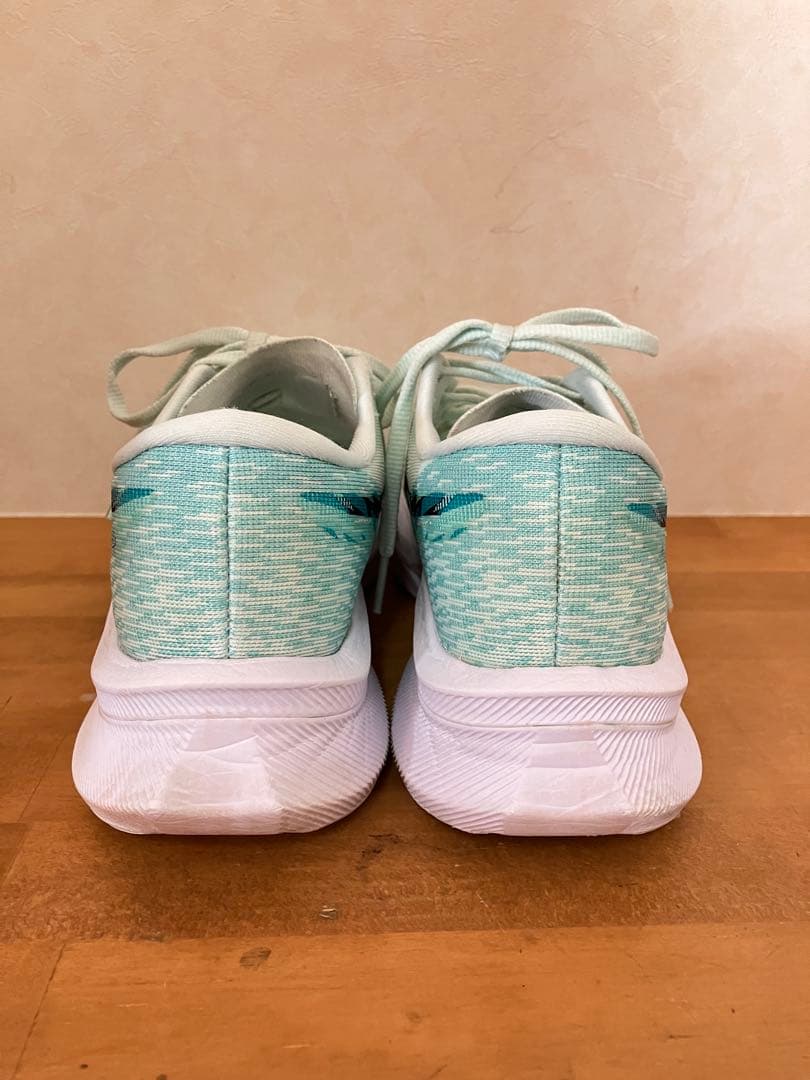 美品　ASICS magic speed 4 woman 24.5 カーボン