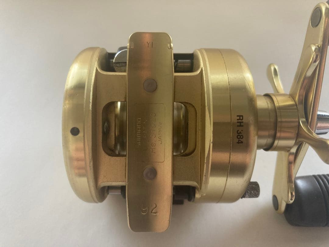 SHIMANO カルカッタ101XT ベイトリール