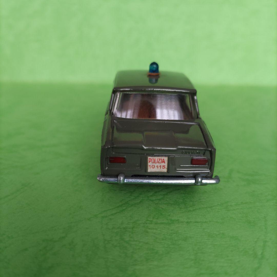 アルファロメオ　ジュリア　 TI 　POLIZIA メーベトーイズ