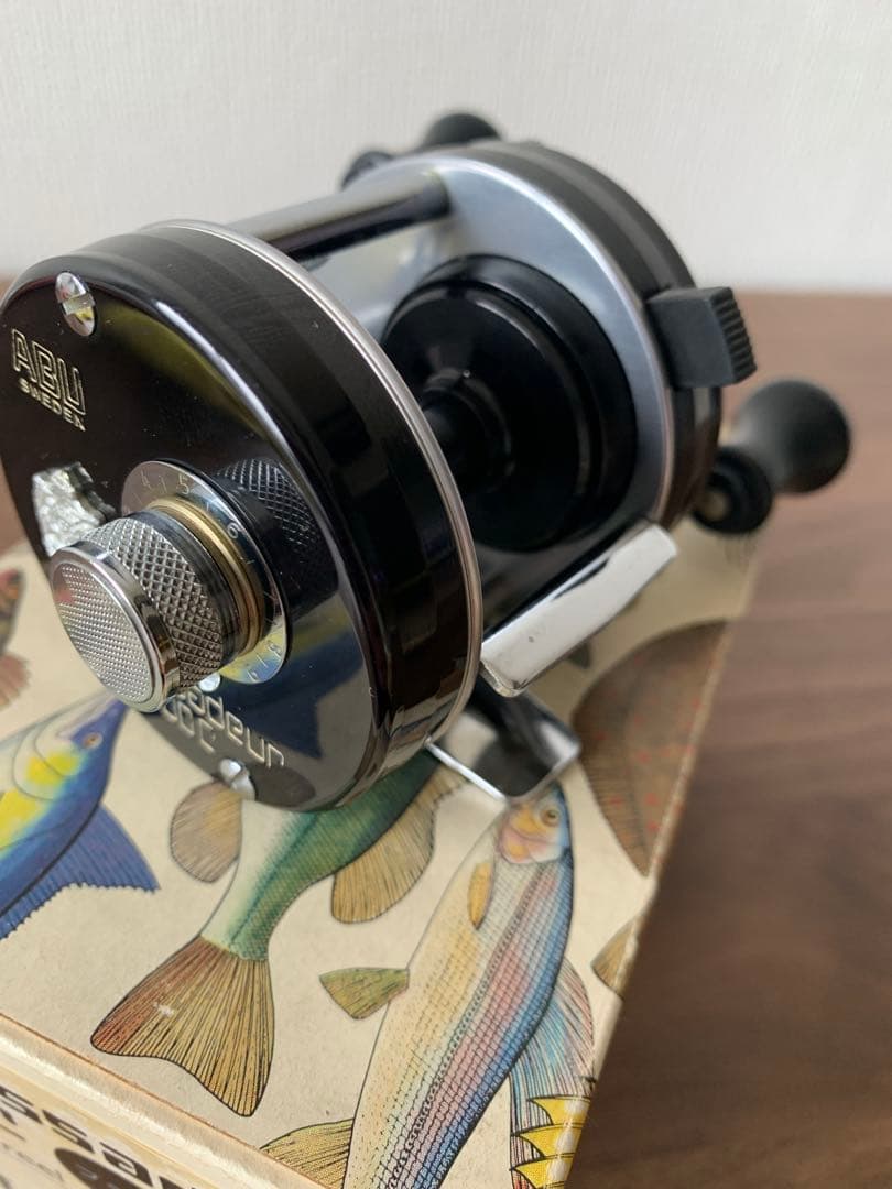 ABU Ambassadeur 1500 C ブラック ベイトリール新品未使用