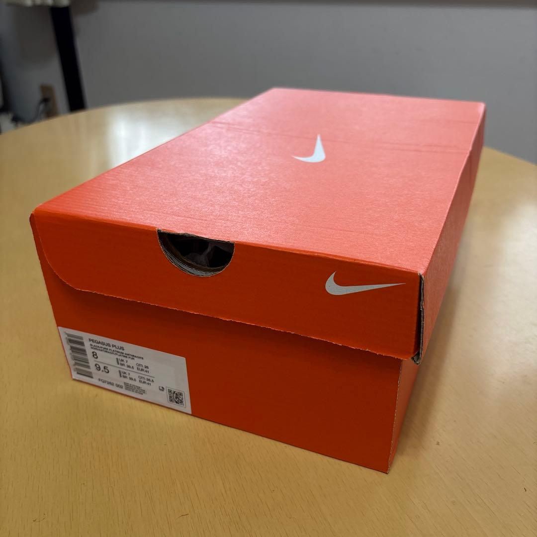 新品　NIKE ペガサスプラス　26cm タグ、箱有り