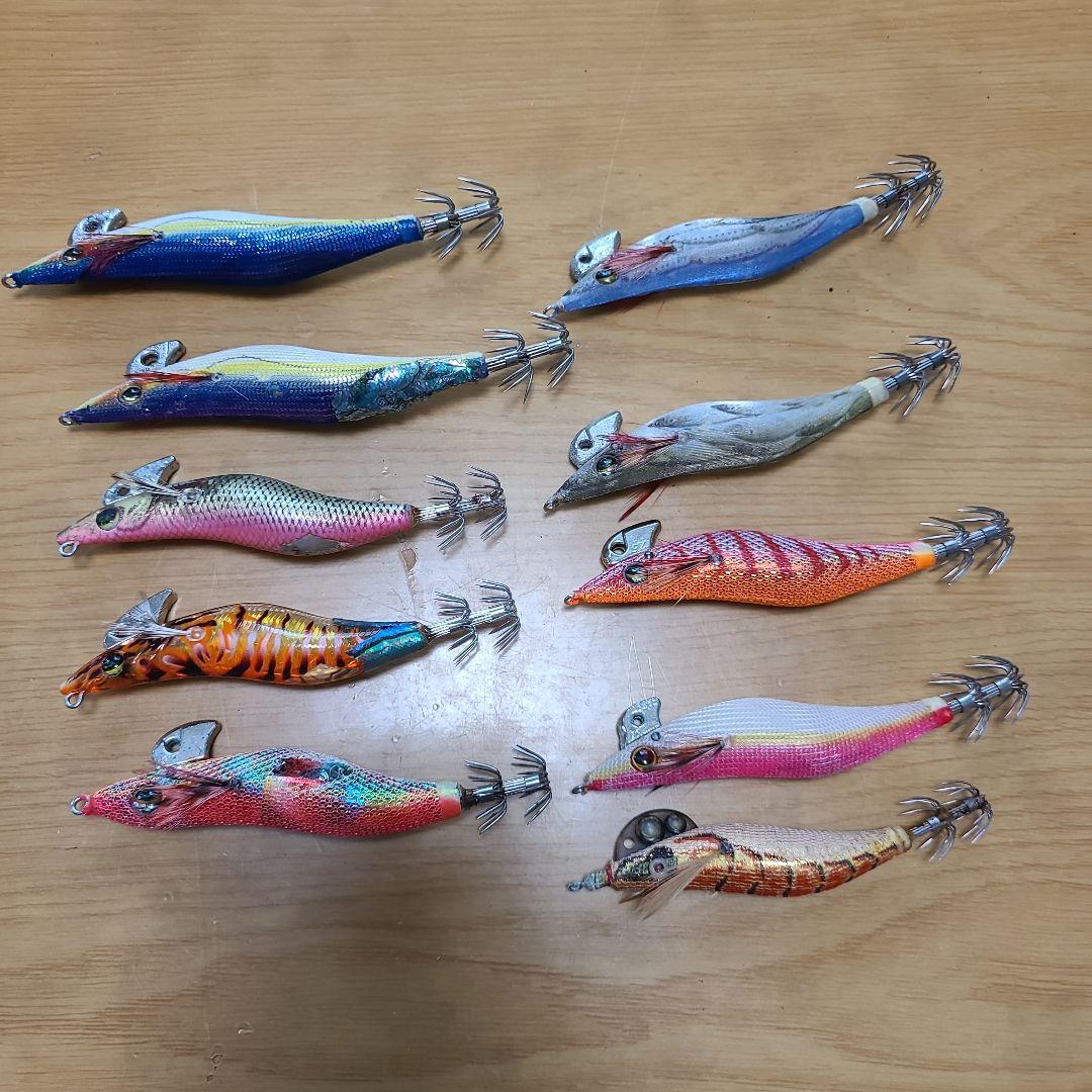 秋イカ釣りに　有名メーカー3号と2.5号エギ 28個セット