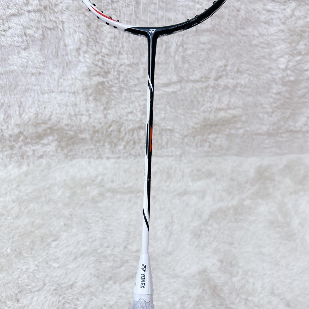 YONEX デュオラ Zストライク 3UG5 バドミントンラケット　2本セット