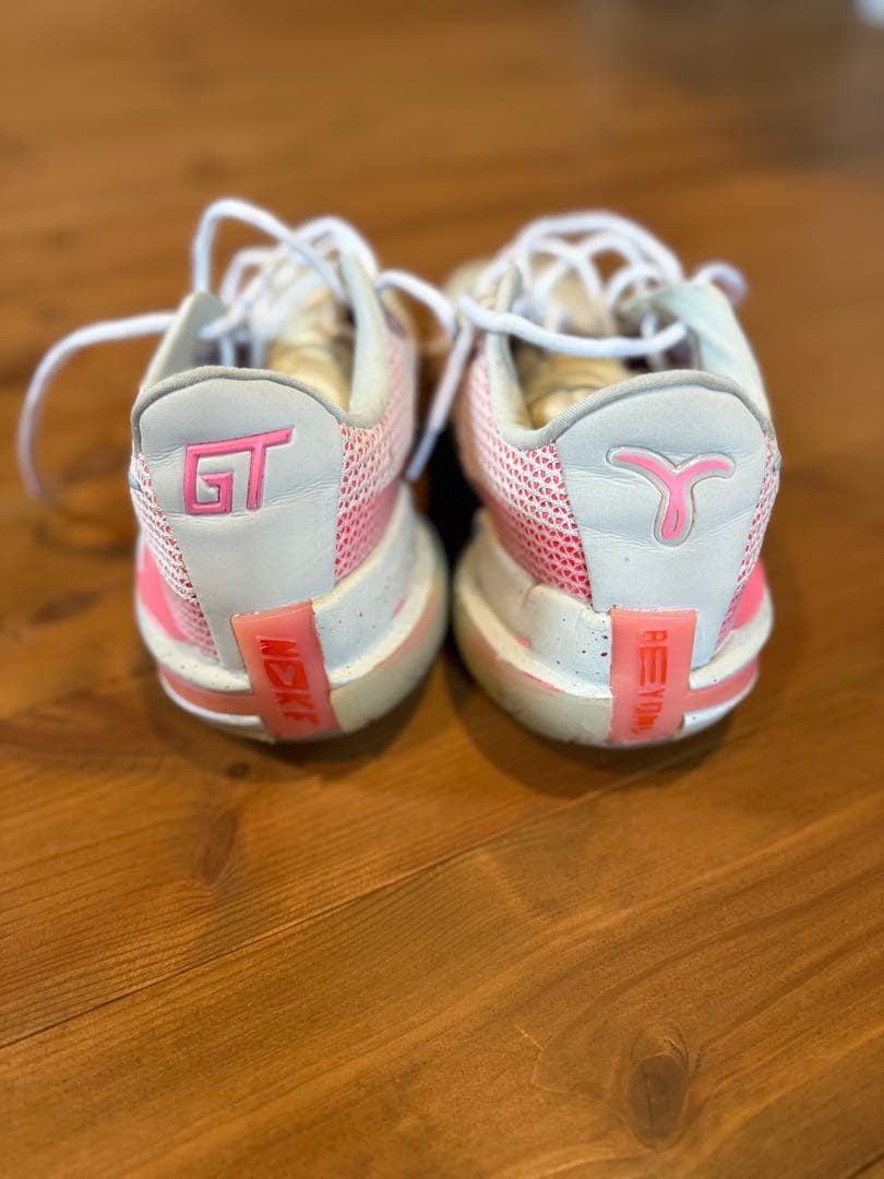 Nike バスケットボールシューズ グレー/ピンク AirzoomGTcut1