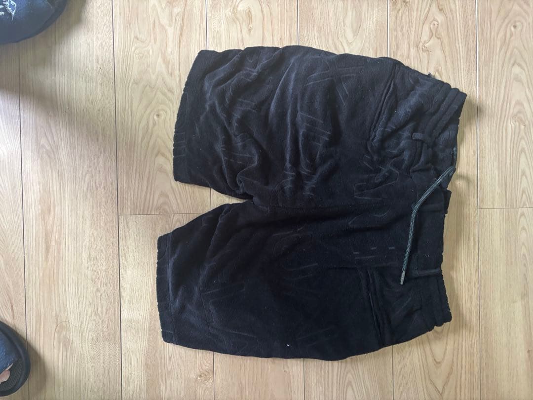 未使用1PIU1UGUALE3 XL セットアップ　ゴルフウェア