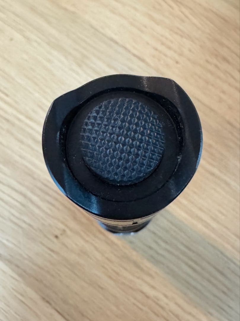ThruNite TN12 PRO LEDハンディライト