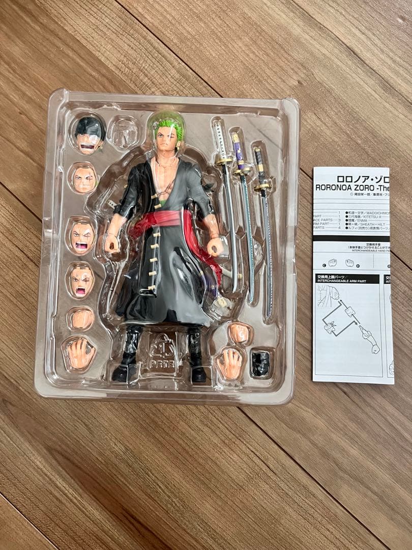 開封品　フィギュアーツワンピース　鬼ヶ島討入　ゾロ　S.H.Figuarts