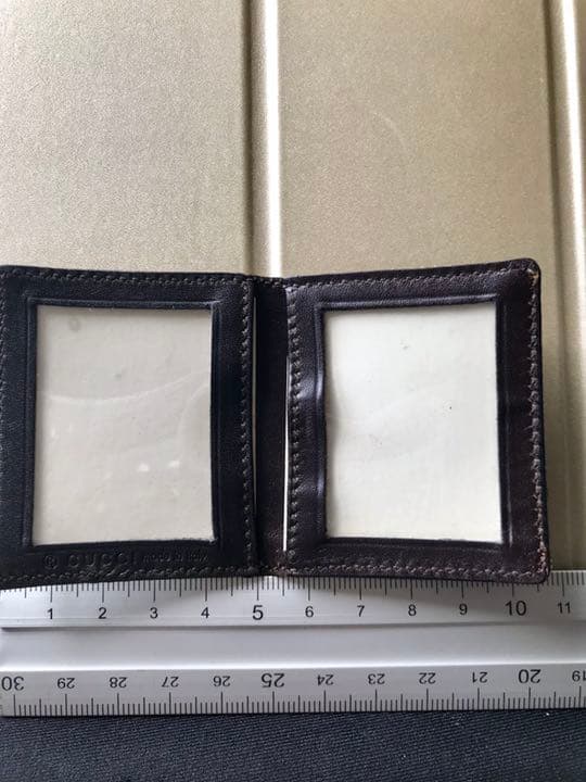 Gucciの携帯ミニフォトケース used 刻印有り 現状渡し