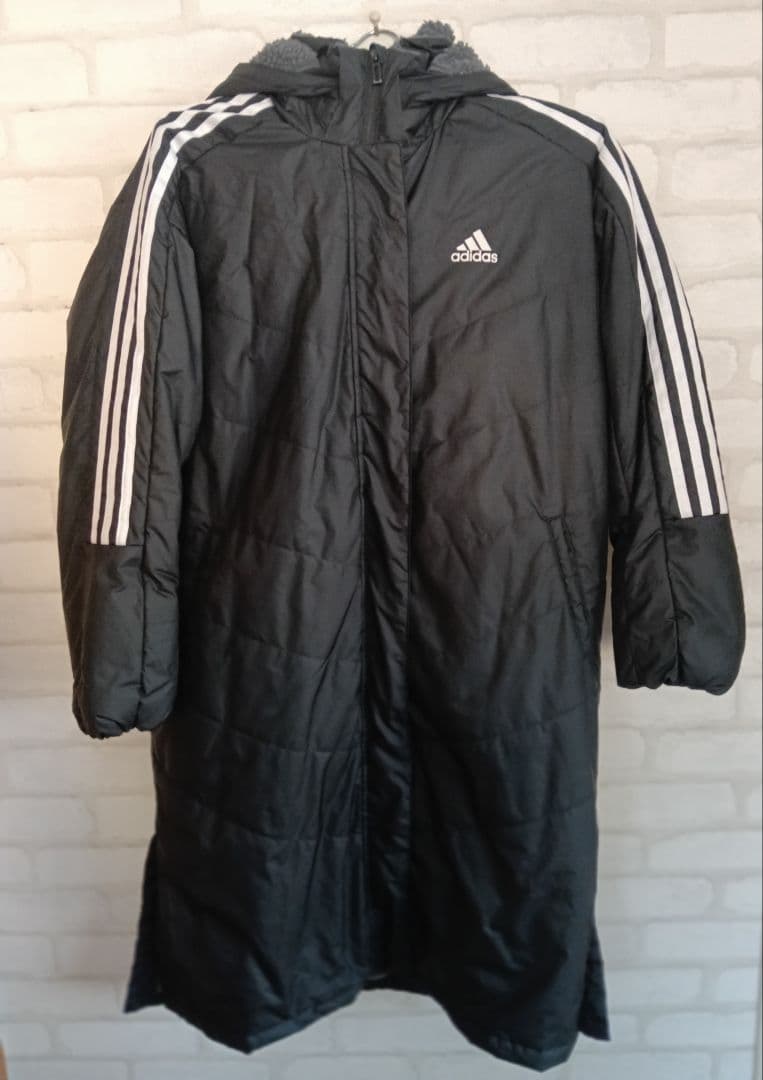 【adidas】 ✨️美品✨️ベンチコート (サイズ：160）⚠️一部訳あり⚠️