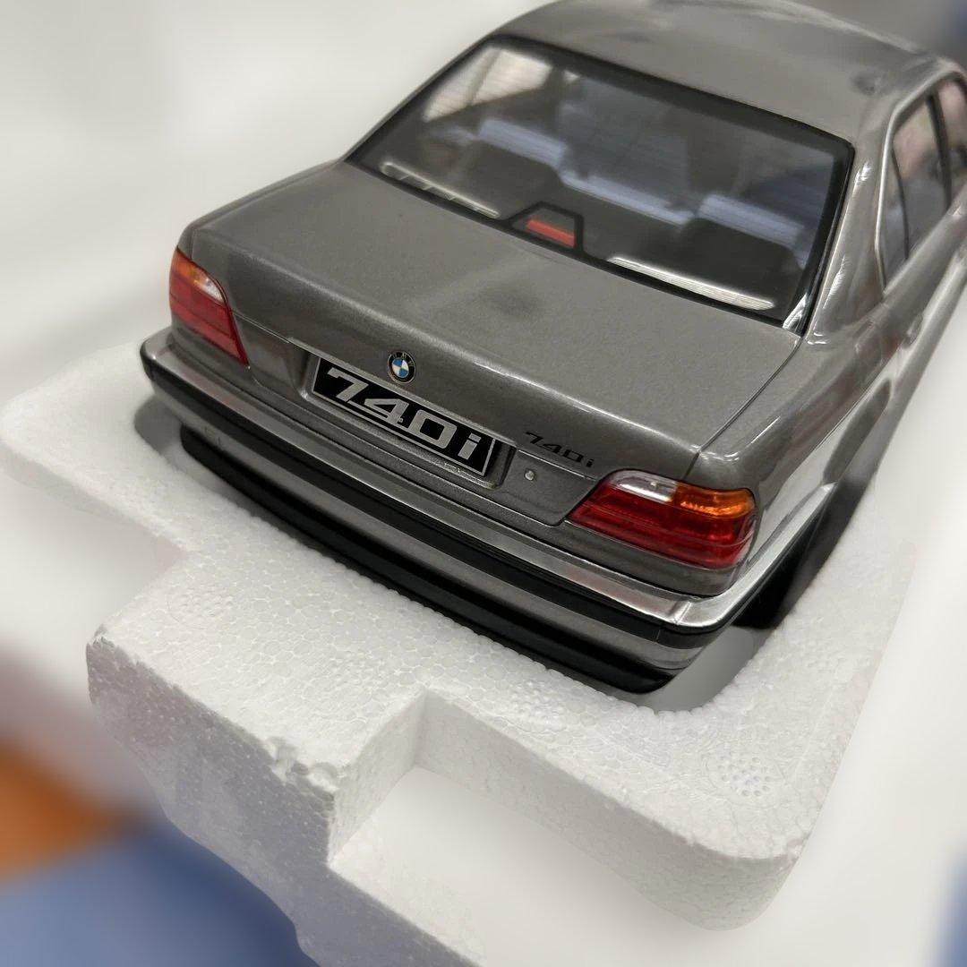 ミニカー 506340KK  1/18 740i E38 1.series 1994