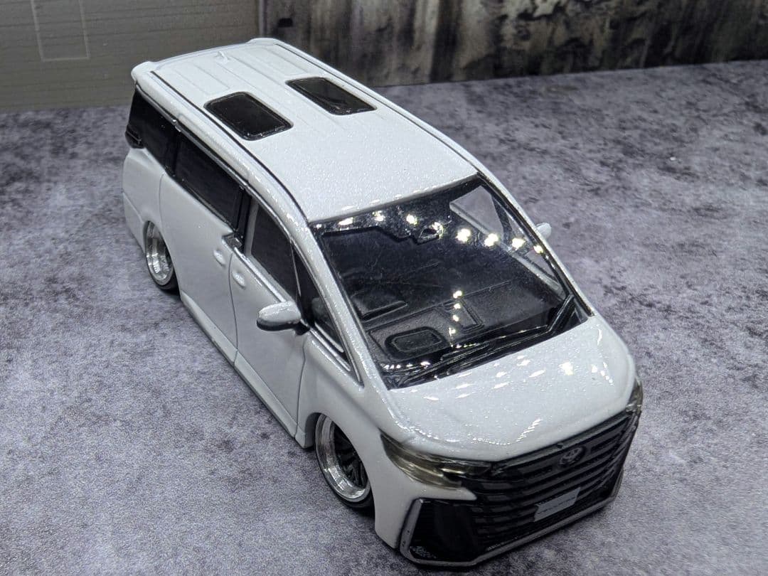 モデルワン トヨタ 新型 ヴェルファイア 40系 白メタ カスタム