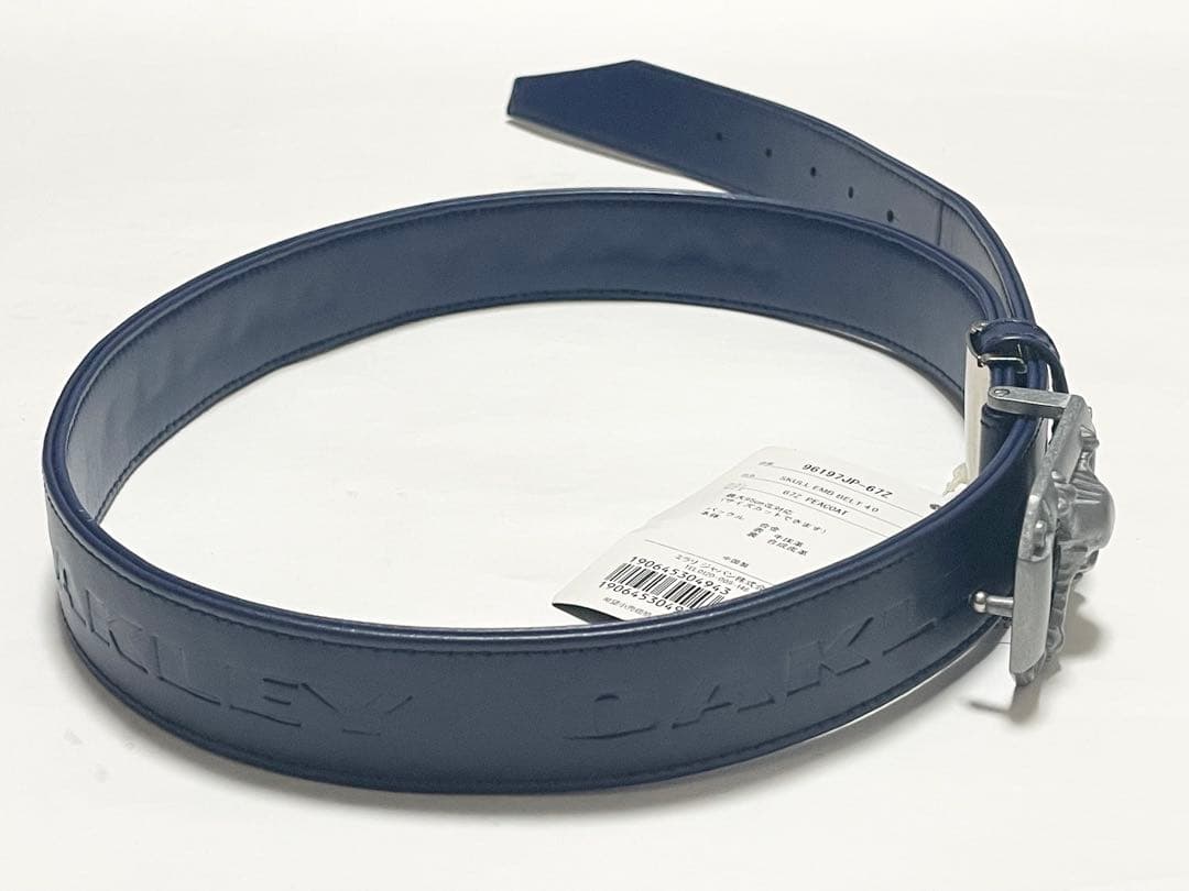 【新品未使用】OAKLEY ベルト スカル エンボス ゴルフ カットフリーサイズ