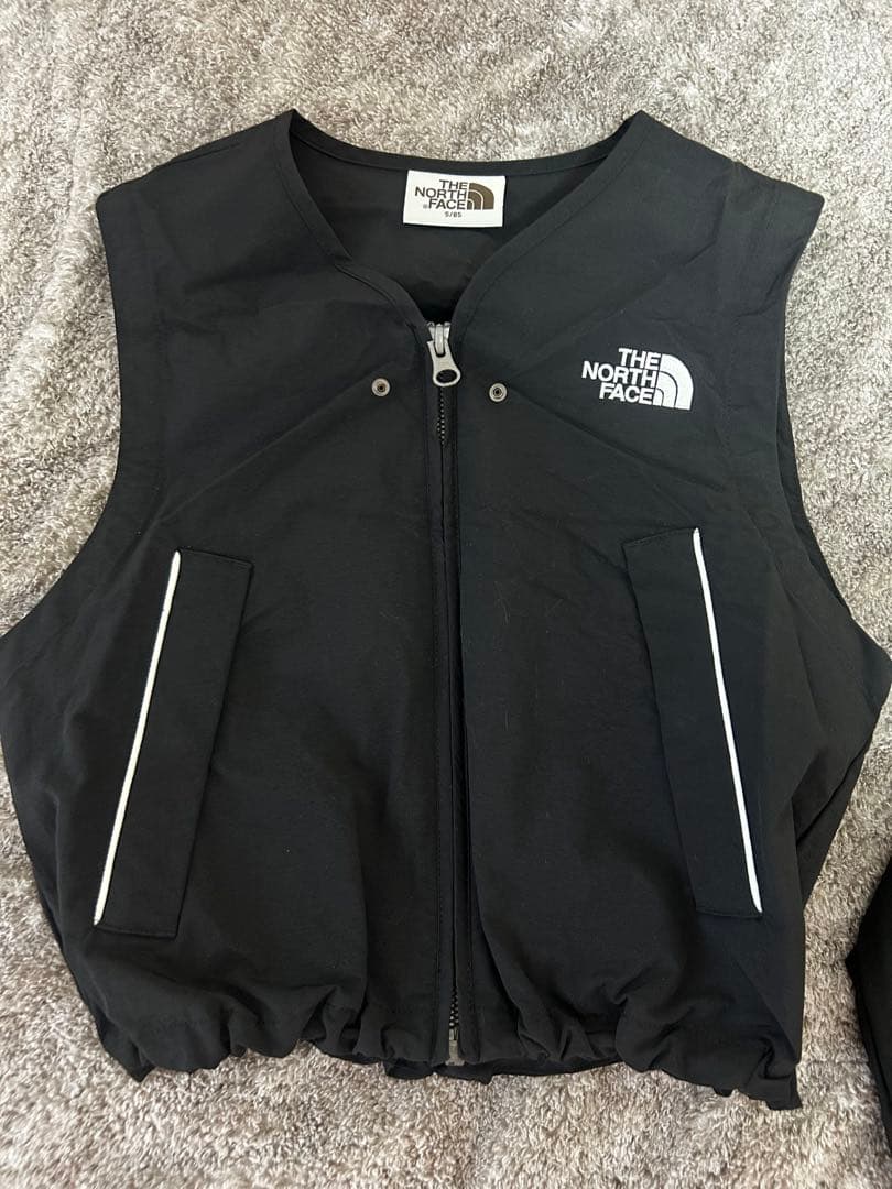 日本未発売THE NORTH FACE ホワイトレーベル　ウィンドブレーカー韓国