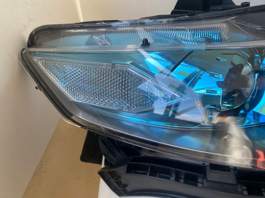 ホンダ インサイト ZE2 ZE3 純正 HID ヘッドライト 左右セット