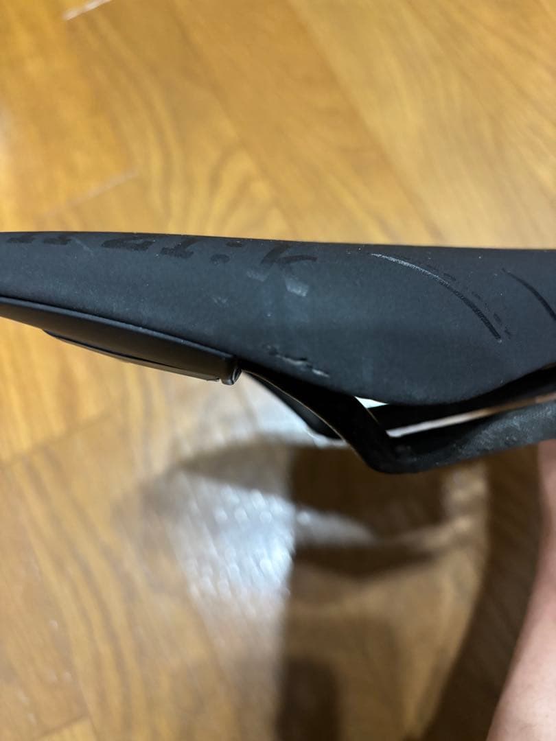 fizik アリオネ Arione R1 Regularサイズ　カーボンレール
