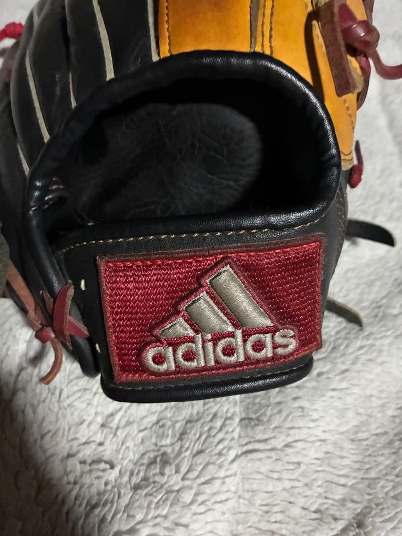 大幅値下げ交渉可能　希少　adidas 軟式グローブ 黒/茶