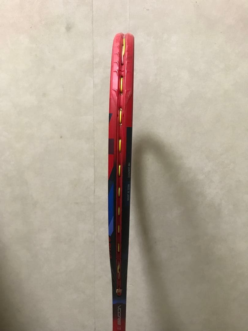 YONEX VCORE 98テニスラケット G2【期間限定値下げ　大特価】