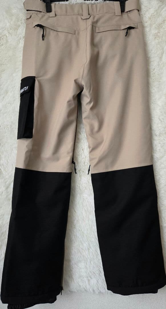 【美品】レディースL NIKITA スノボパンツ 撥水 ベージュ黒