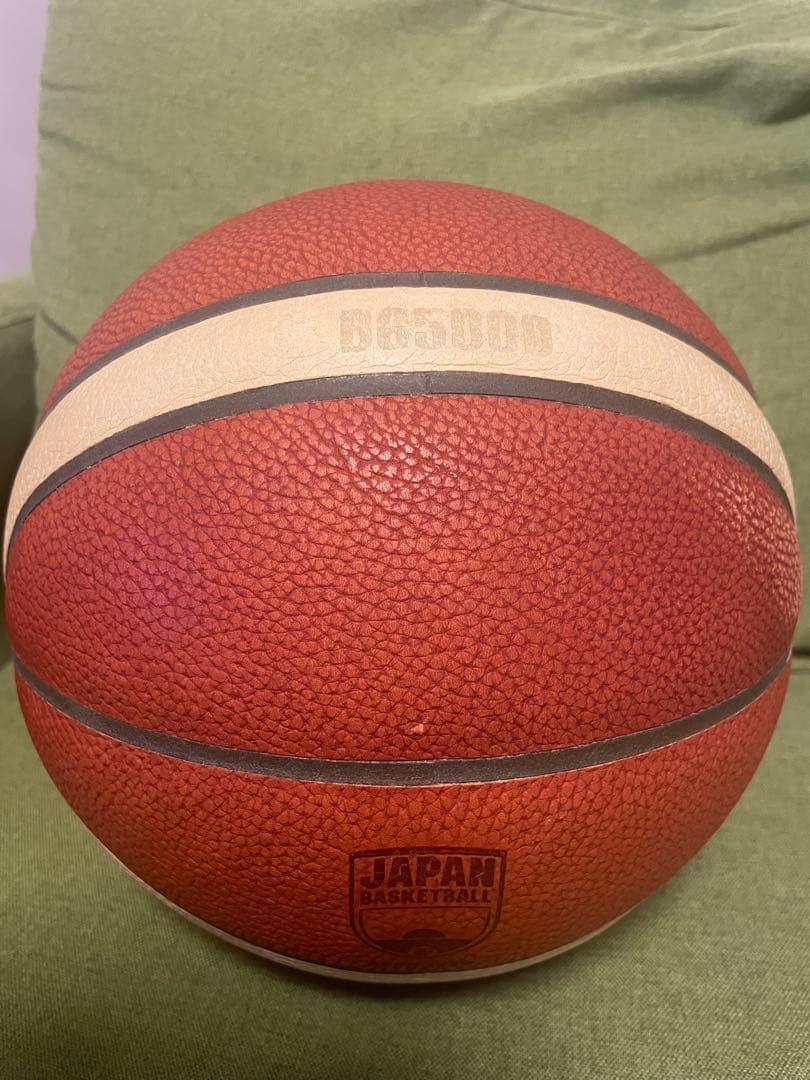 7号球　molten FIBA APPROVED バスケットボール