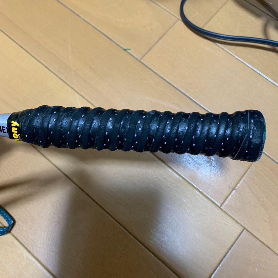 バトミントンラケット　ヨネックス　ナノスピード77