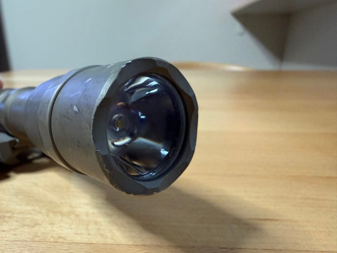 実物　SUREFIRE M600DF-TN テールスイッチDS00 充電池付き