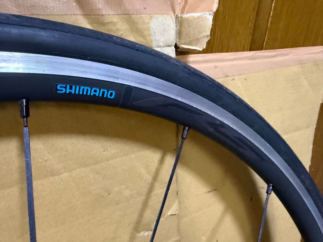 シマノ　WH-RS300 ロードバイク　前後セット