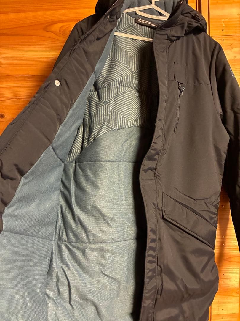 Under Armour ベンチコート　メンズ　Ｓ　黒