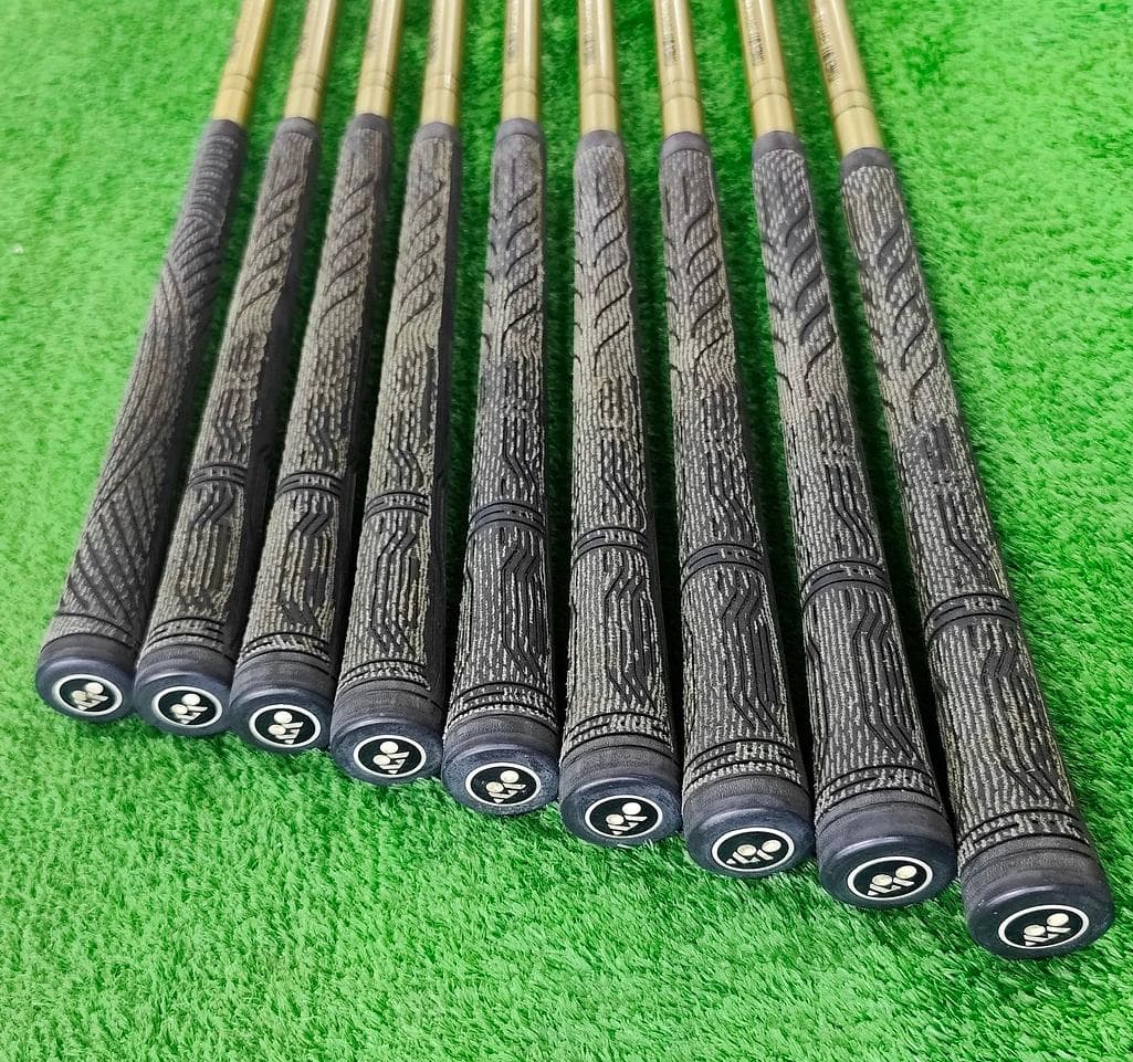 YONEX AERONA IRON 9本セット(3～9・PW・SW）