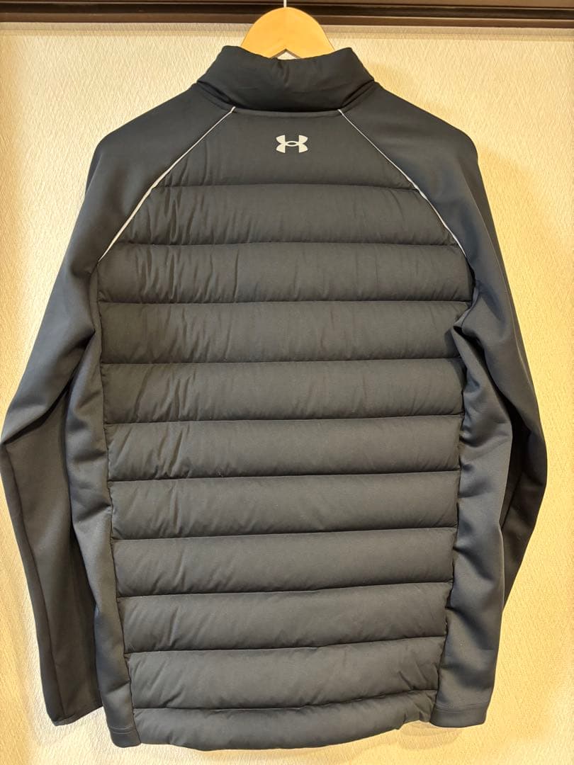 Under Armour ストレッチ　ダウン　ハイブリッドジャケット XL