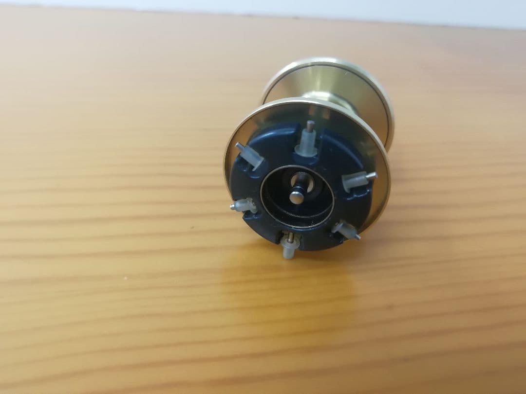 ① Shimano CALCUTTA 101xt