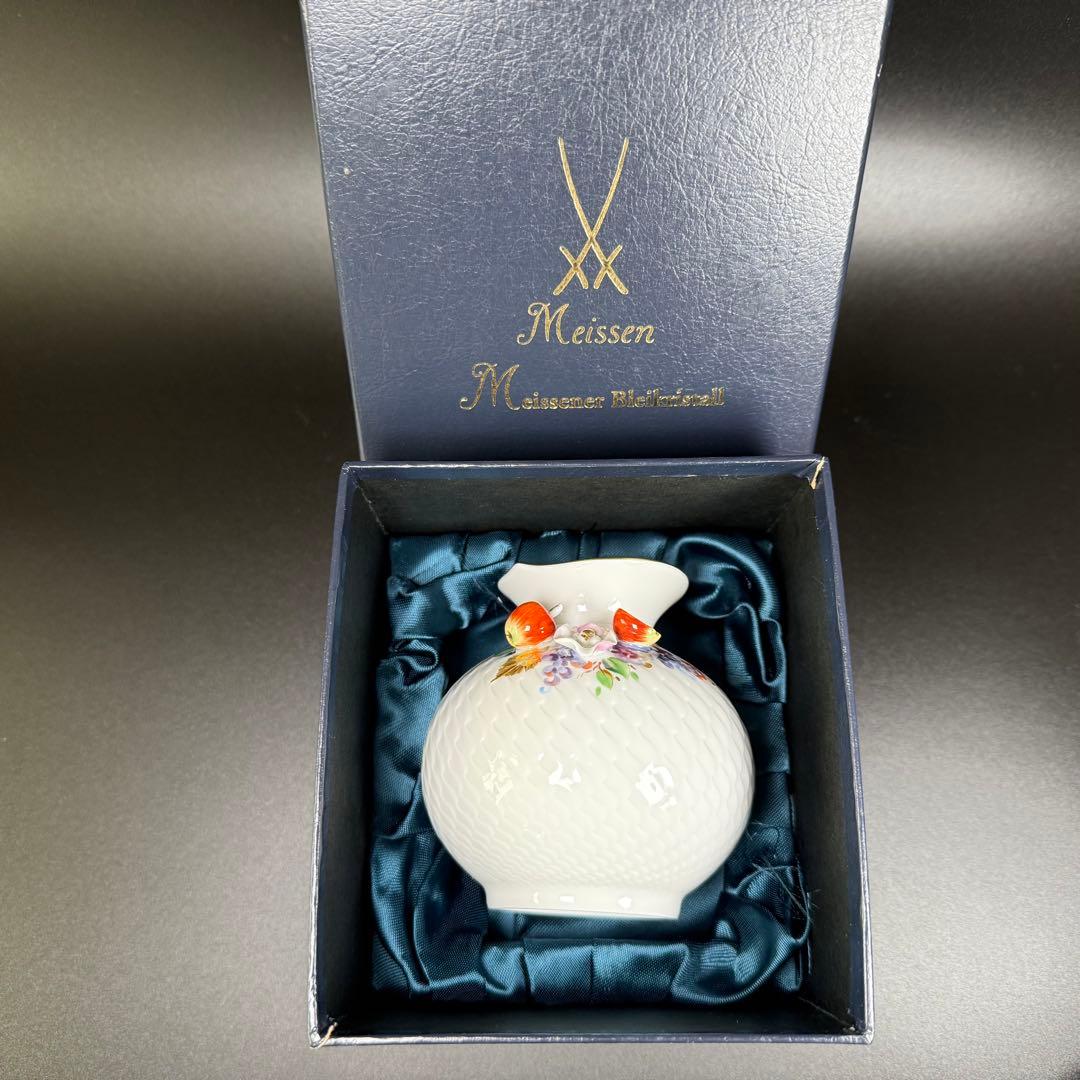 新品 マイセン 波の戯れ フルーツ 林檎 葡萄 貼花 花瓶１点(共箱付)、1級品