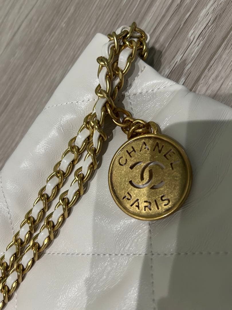 CHANEL シャネル22 ミニ　ショルダーバッグ　ノベルティ