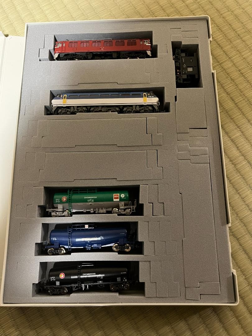 TOMIX Nゲージ電気機関車X2両＋オイルローリー車X３両＋貨物後尾車X１両