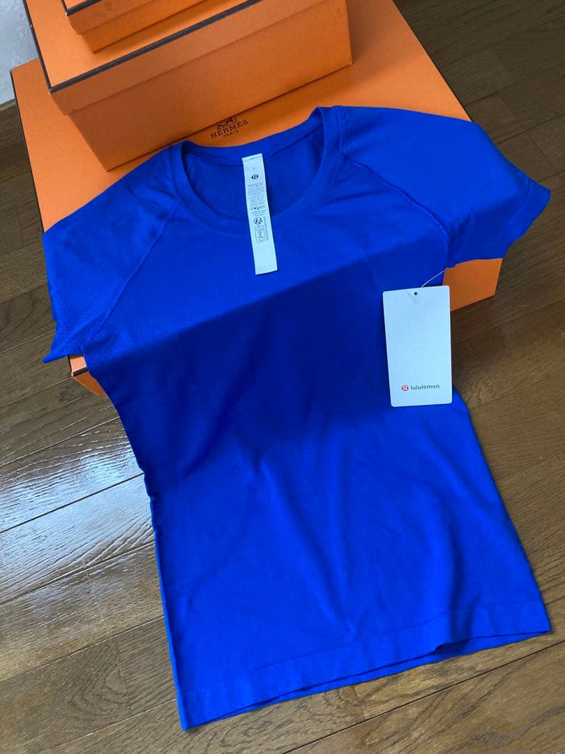 ヨガ・ピラティス Swiftly Tech Short-Sleeve Shirt 2.0 *Hip