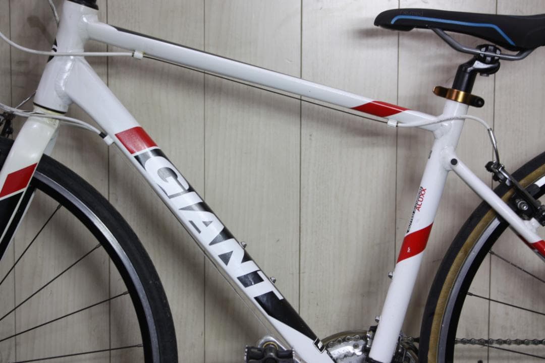 GIANT CROSTAR 700C アルミ 24速 470mm クロスバイク
