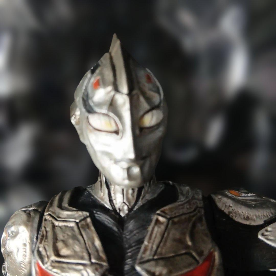 ウルトラマン·ザ·ネクスト·アンファンスVS.ビ－スト·ザ·ワン·レプティリア