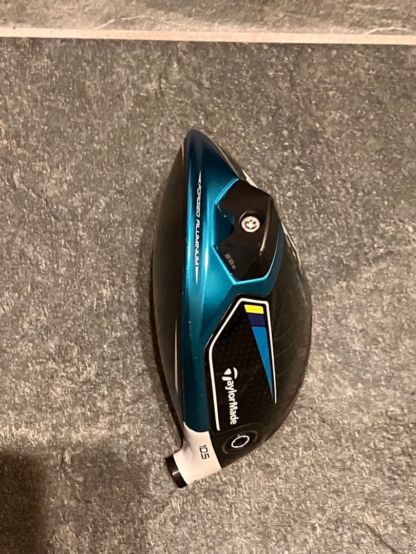 TaylorMade SIM2 MAX-D ドライバー　10.5°